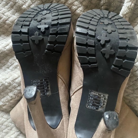 Suede heel boots - Picture 5 of 5